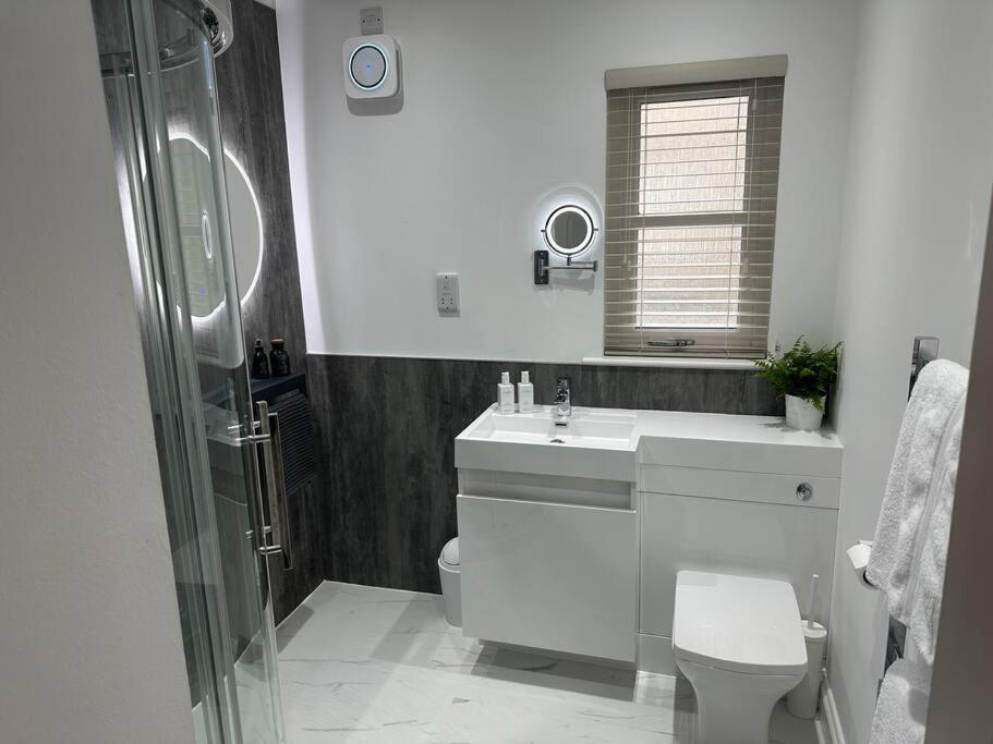Premium Executive Apartment In Dunfermline Zewnętrze zdjęcie